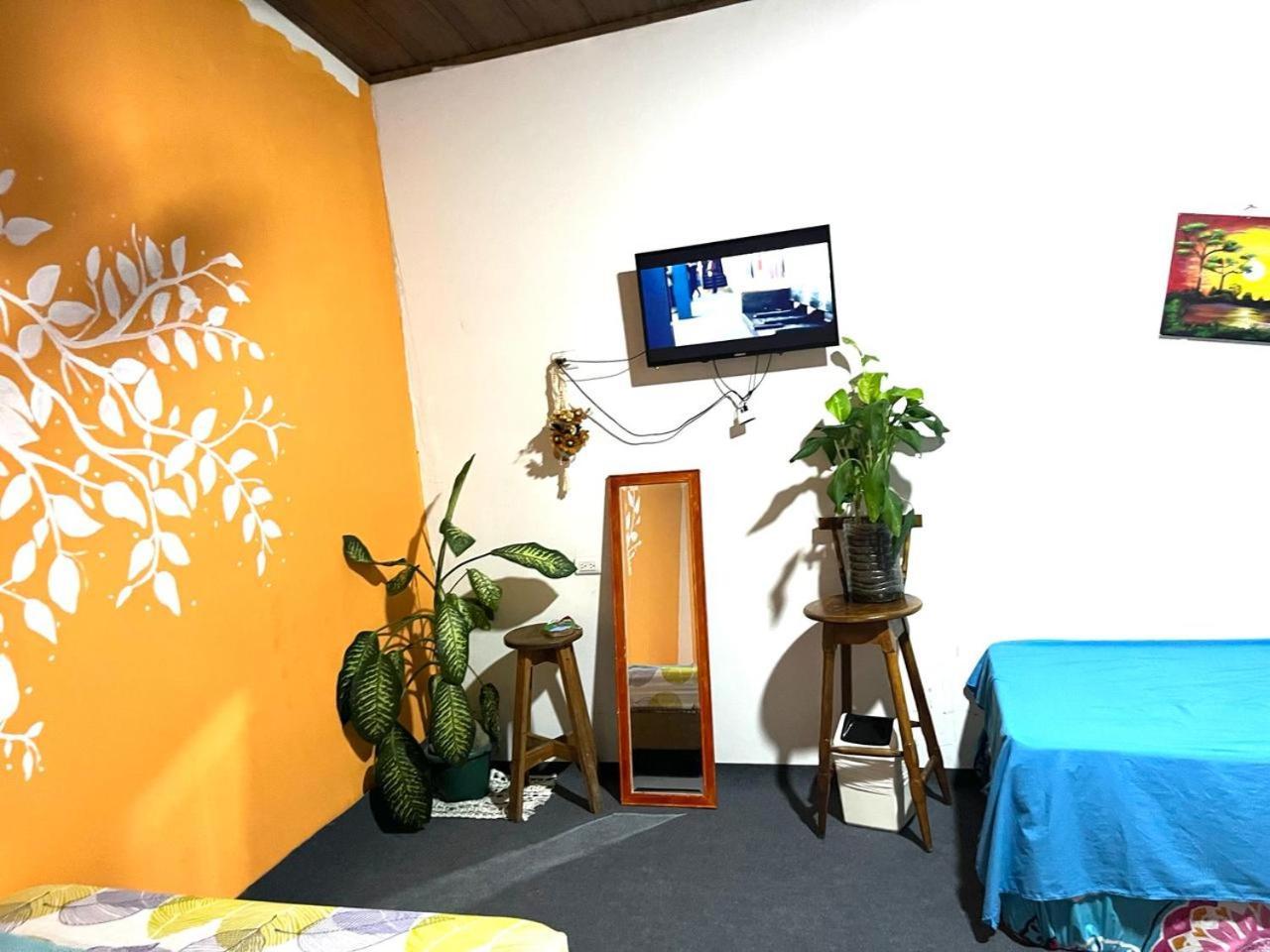 Cheap Hostel 奎波斯城 外观 照片