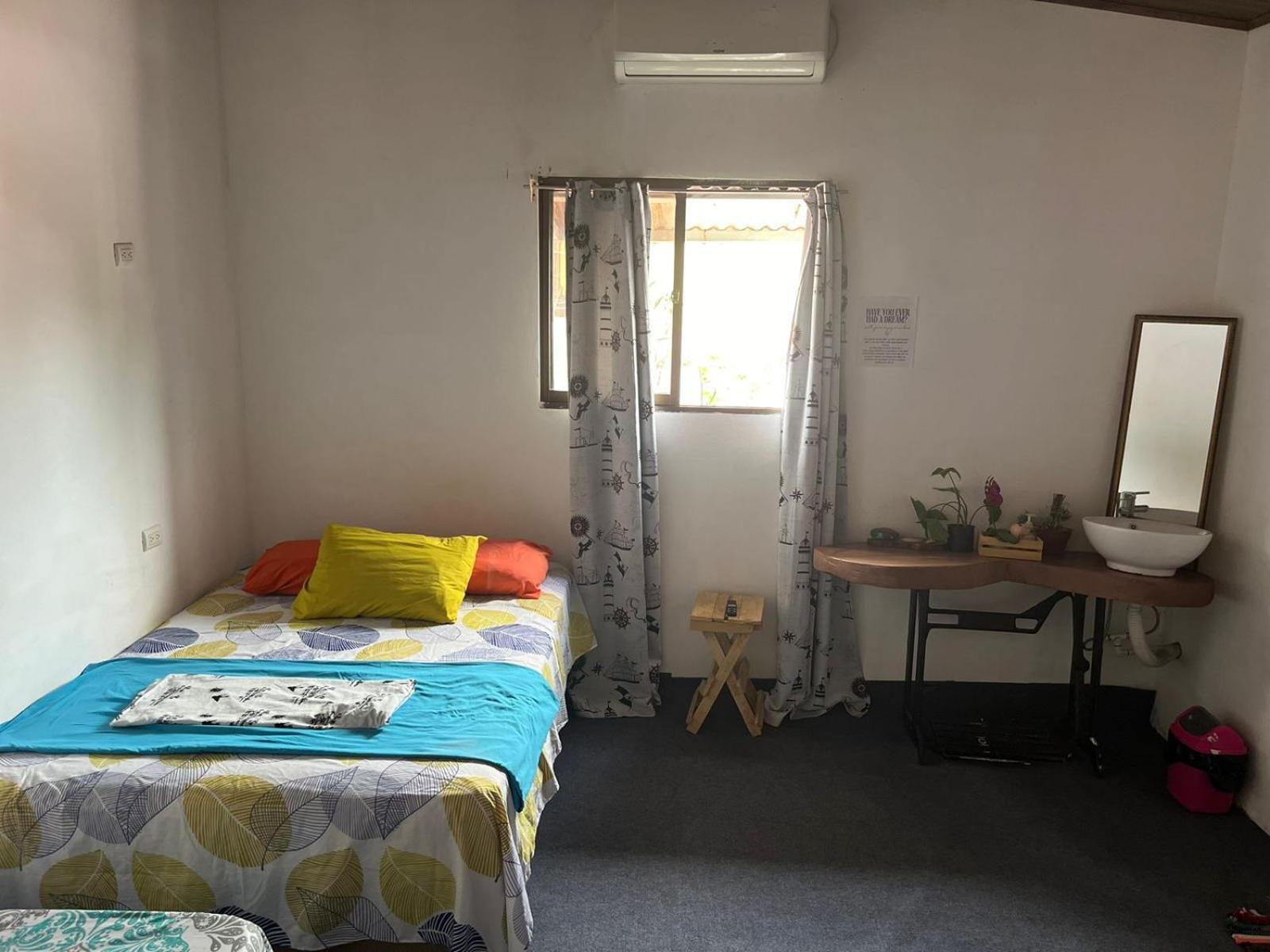 Cheap Hostel 奎波斯城 外观 照片